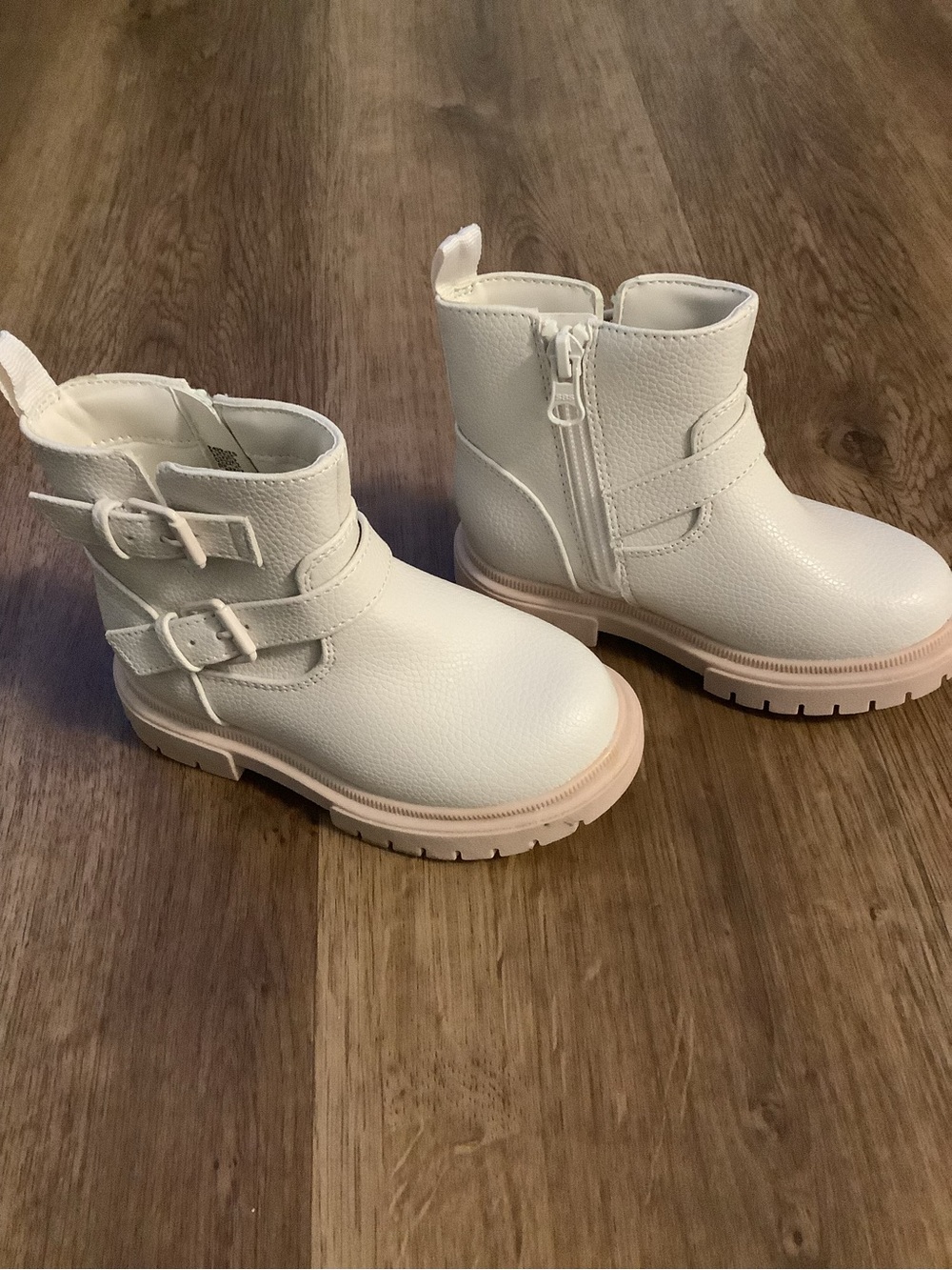 Girls' White Fashion Ankle Boots with Buckle Detail